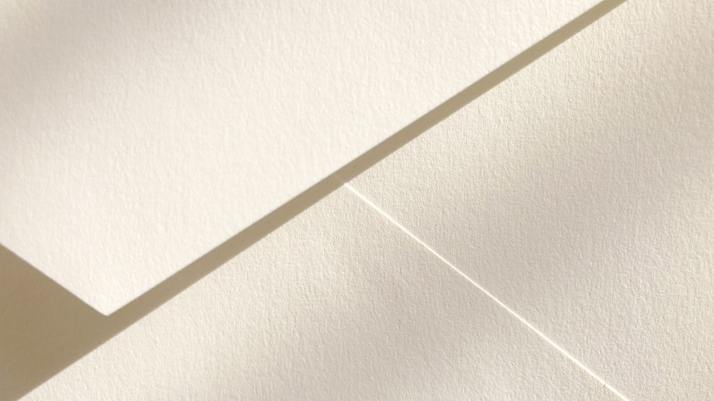 コットンスノーホワイトの封筒